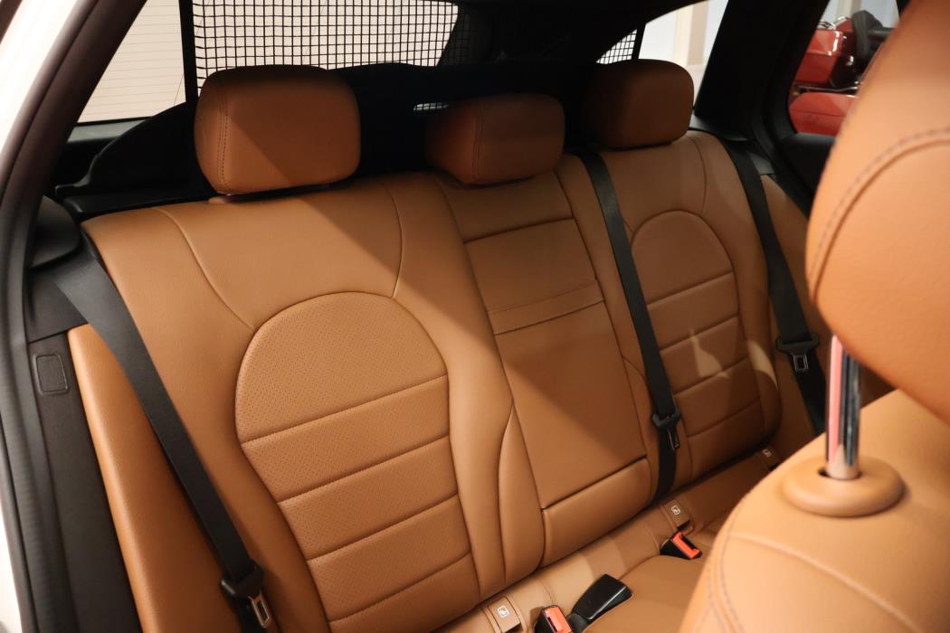 MERCEDES-BENZ C 2020