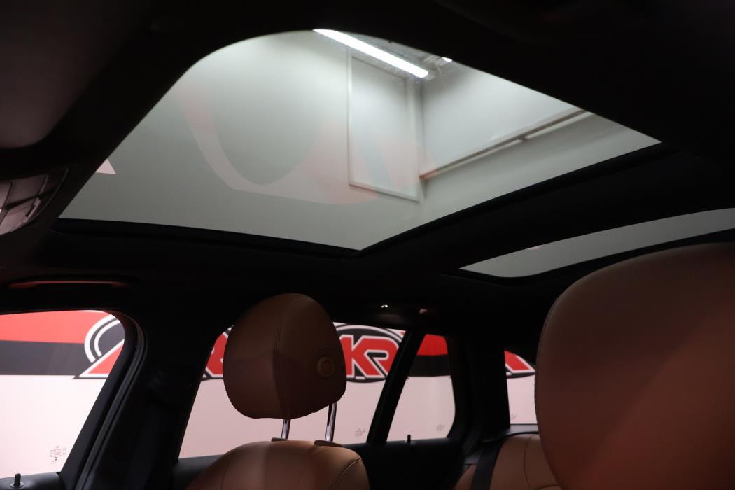 MERCEDES-BENZ C 2020