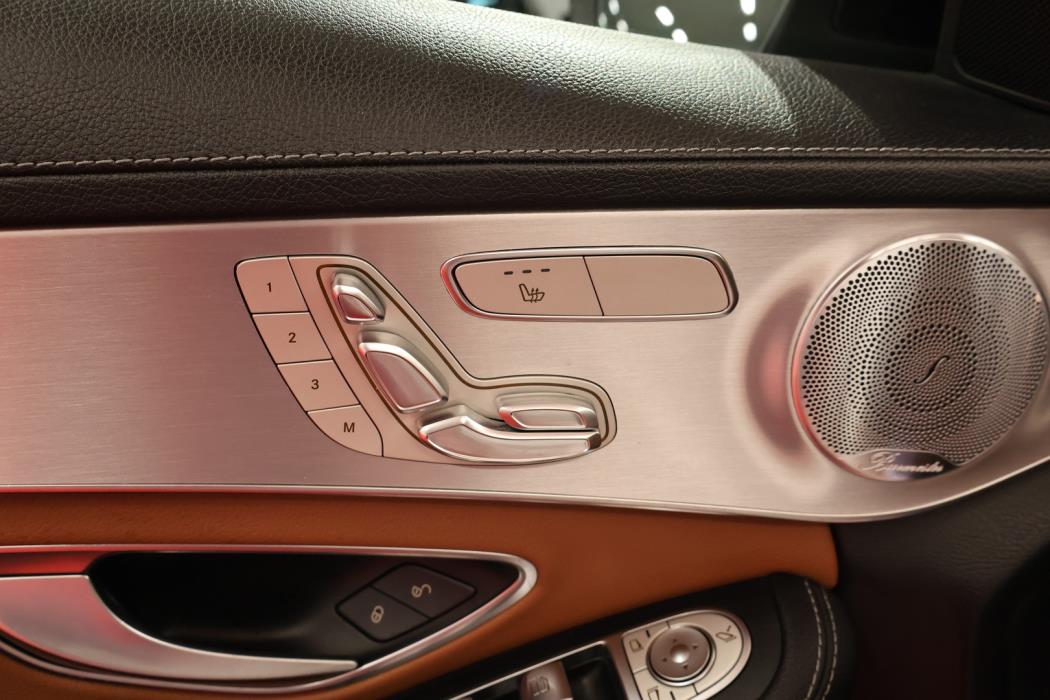 MERCEDES-BENZ C 2020