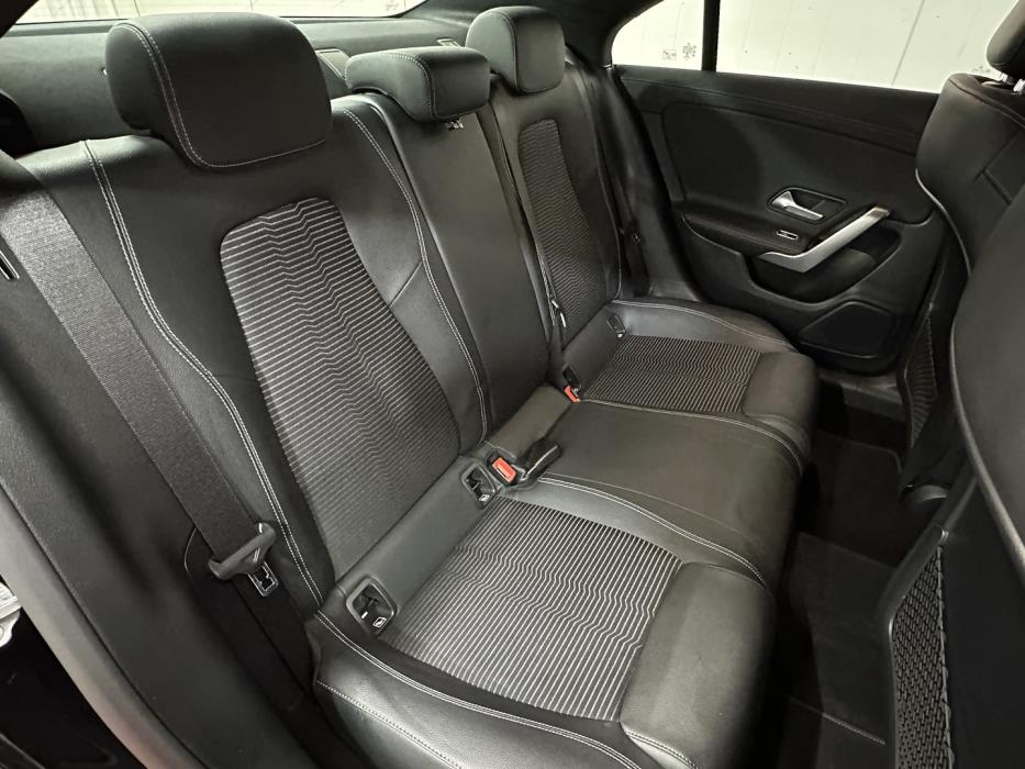 MERCEDES-BENZ CLA 2022