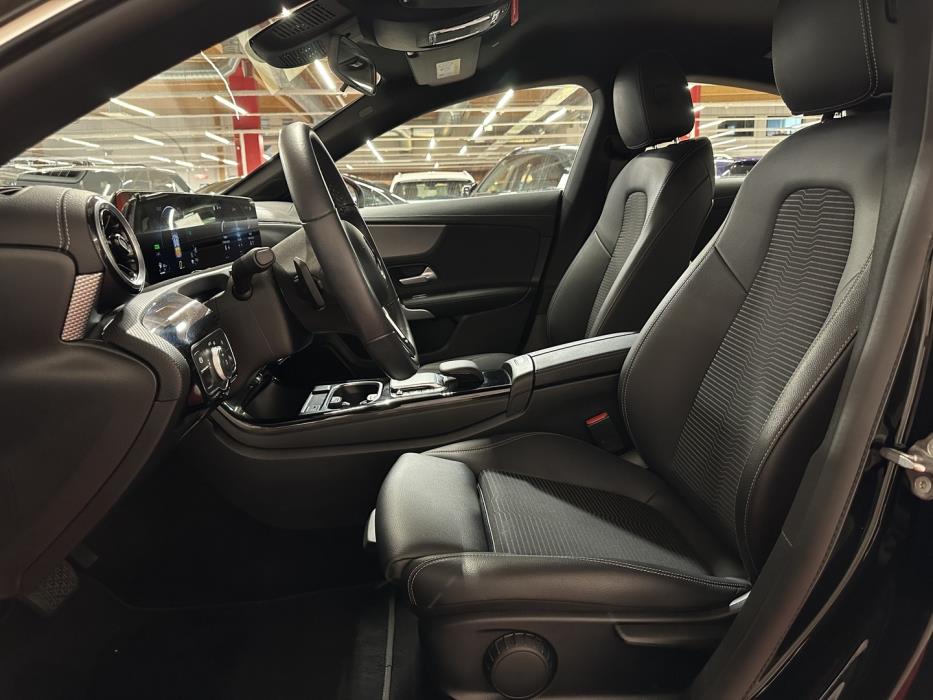 MERCEDES-BENZ CLA 2022
