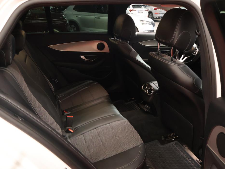 MERCEDES-BENZ E 2019