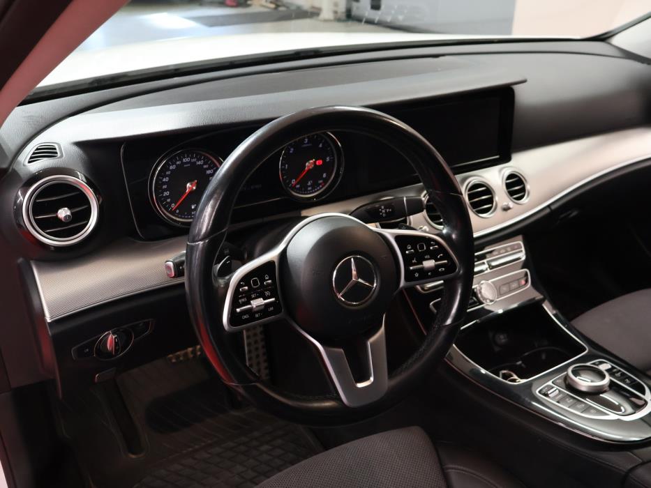 MERCEDES-BENZ E 2019