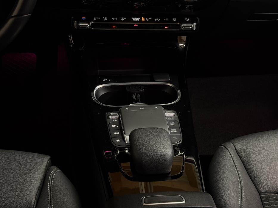 MERCEDES-BENZ CLA 2022