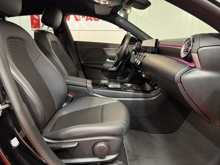 MERCEDES-BENZ CLA 2022