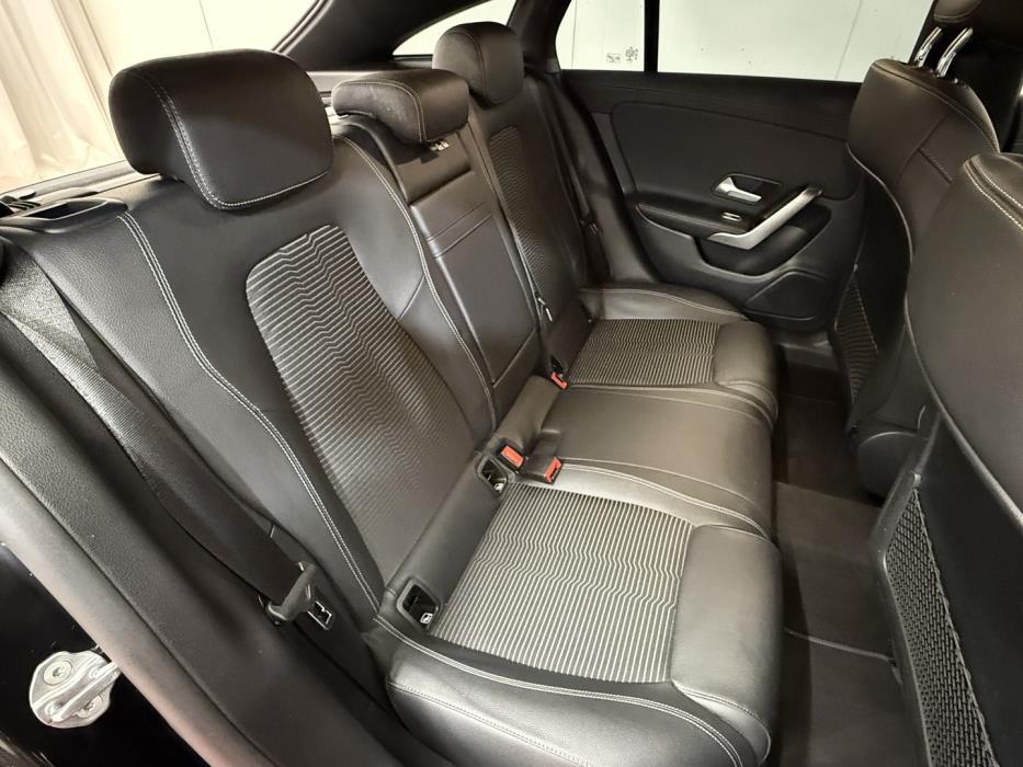 MERCEDES-BENZ CLA 2022