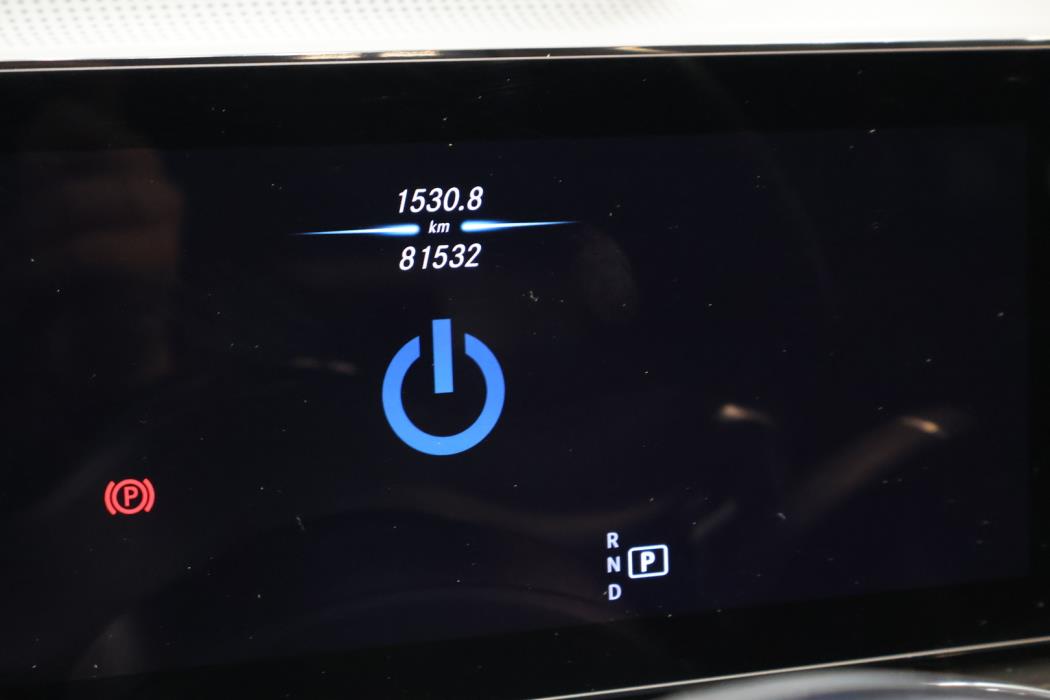 MERCEDES-BENZ EQC 2022