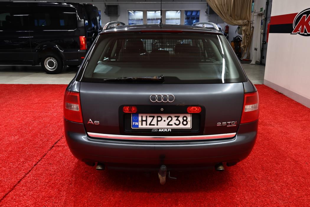AUDI A6 2003