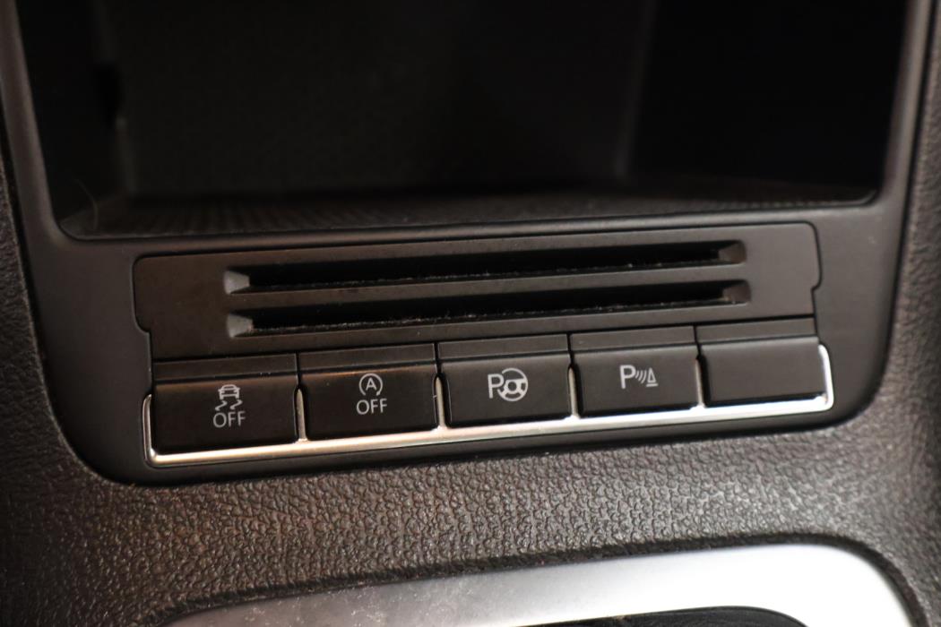 VOLKSWAGEN Tiguan 2015