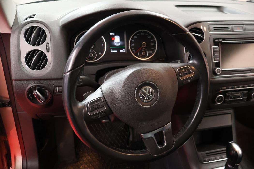VOLKSWAGEN Tiguan 2015