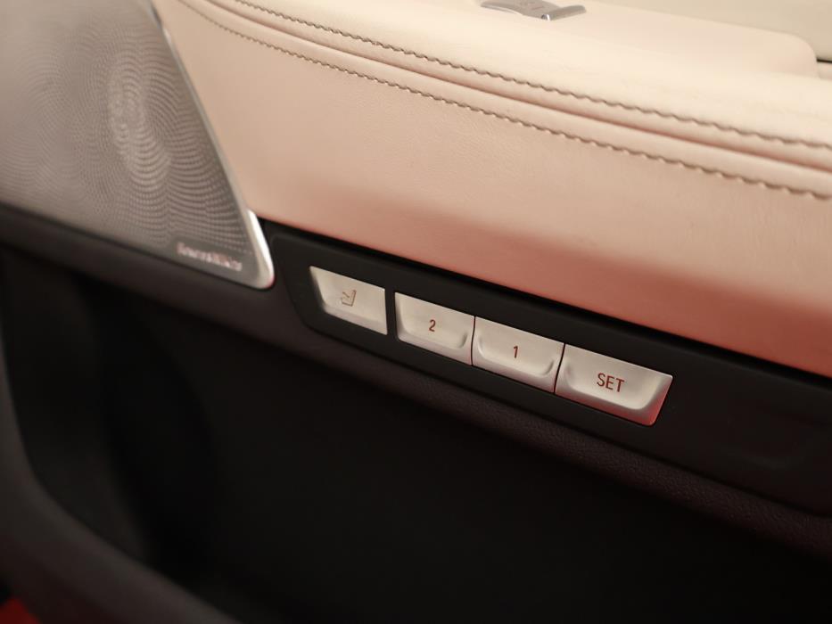 BMW 730 2016