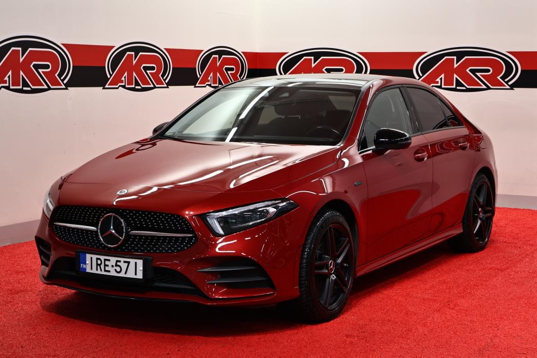 MERCEDES-BENZ A 2020