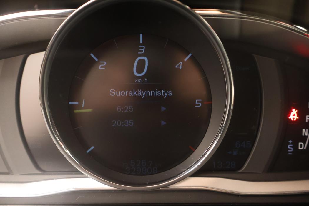 VOLVO V60 Cross Country 2016