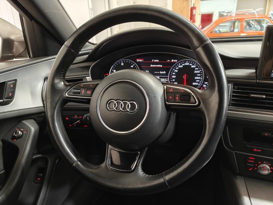 AUDI A6 allroad quattro 2012