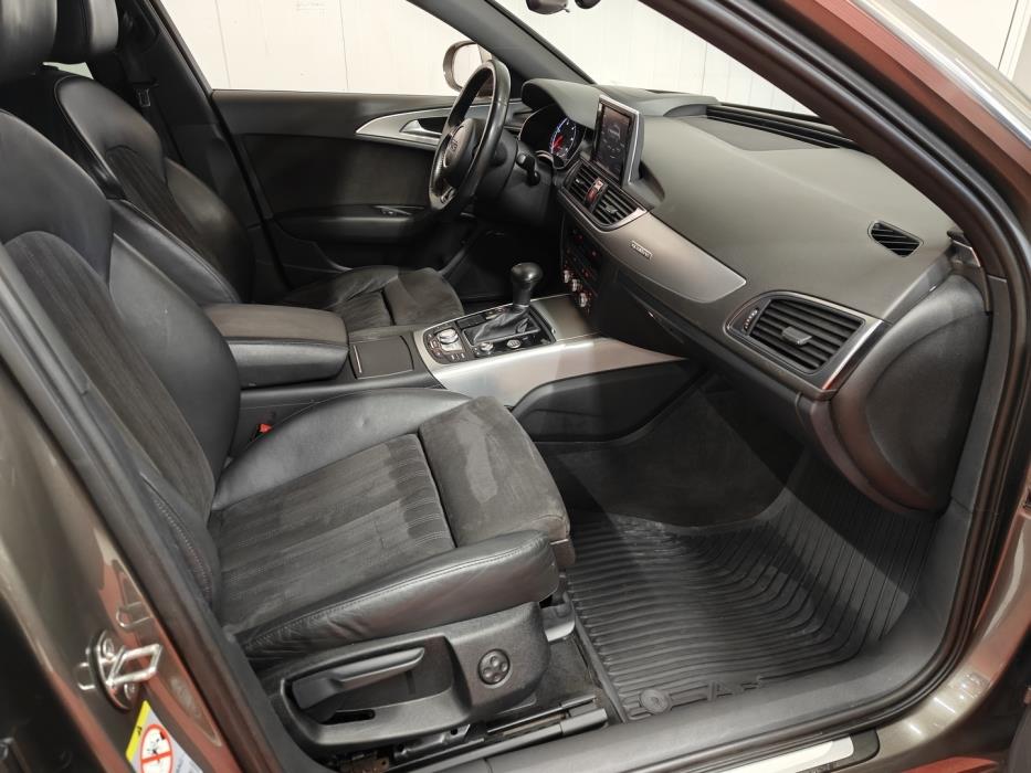 AUDI A6 allroad quattro 2012