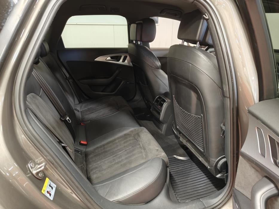 AUDI A6 allroad quattro 2012