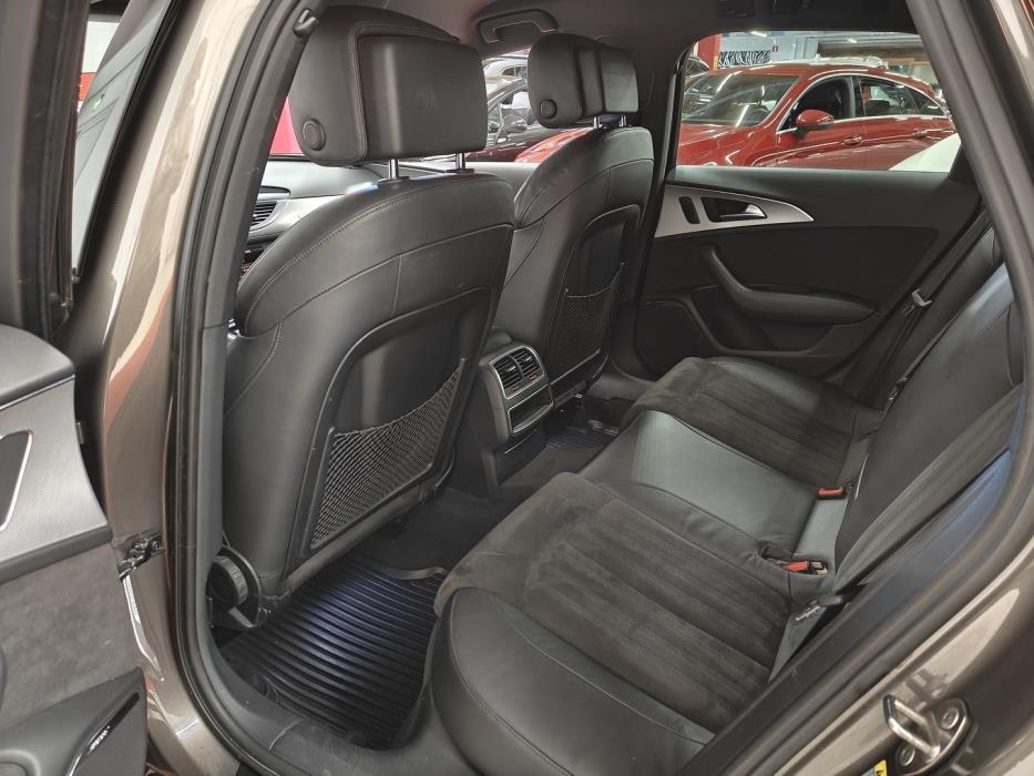 AUDI A6 allroad quattro 2012