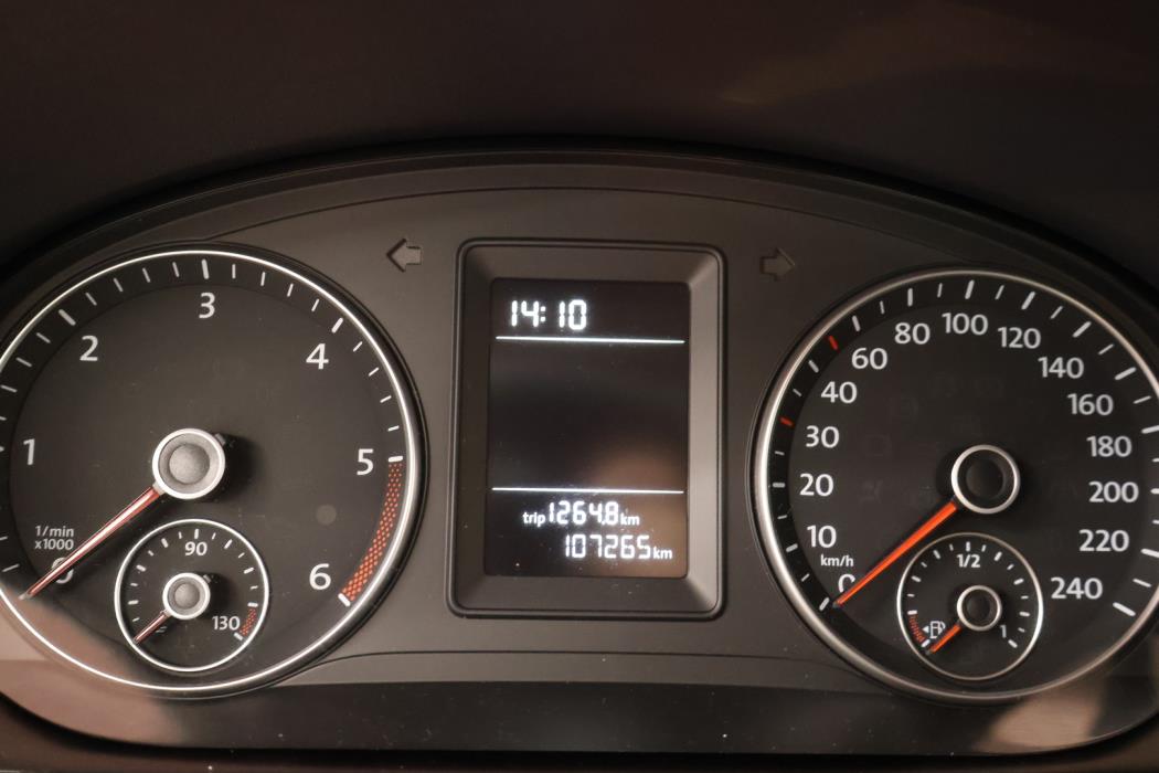 VOLKSWAGEN Caddy 2015