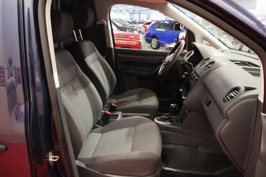 VOLKSWAGEN Caddy 2015