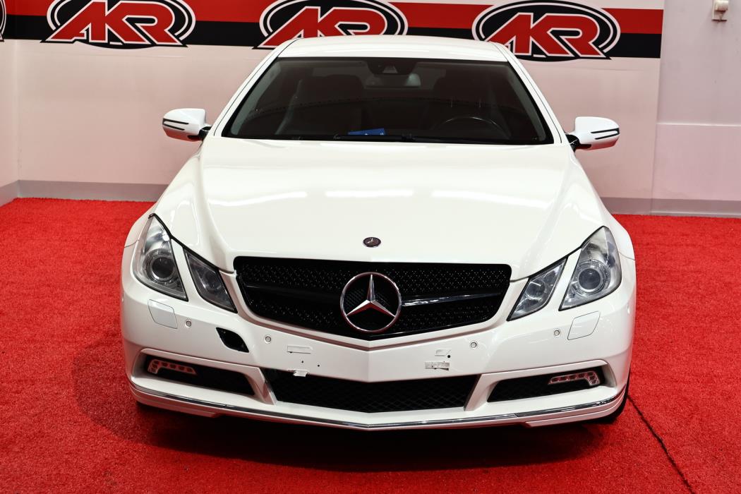 MERCEDES-BENZ E 2010