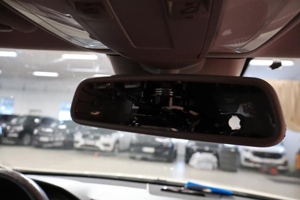 MERCEDES-BENZ E 2010