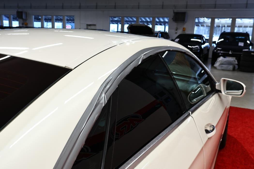 MERCEDES-BENZ E 2010