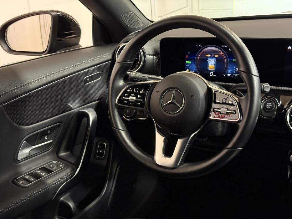 MERCEDES-BENZ CLA 2022