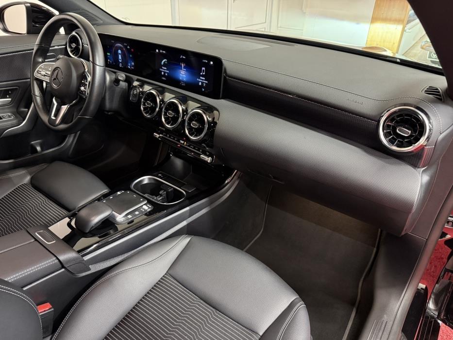 MERCEDES-BENZ CLA 2022