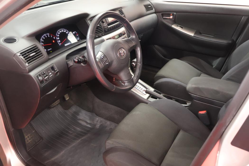 TOYOTA Corolla 2005