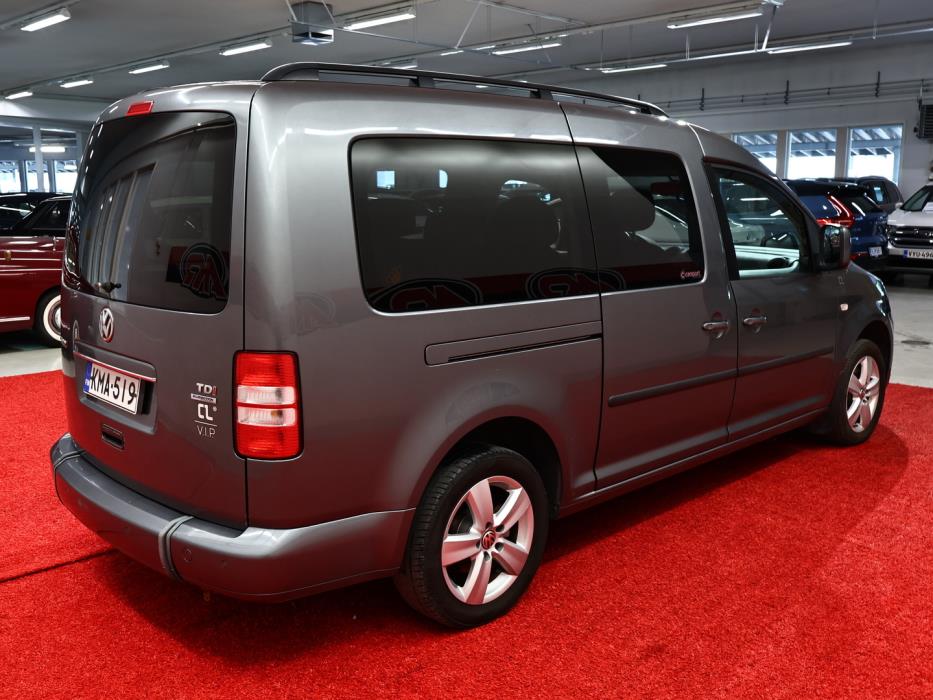 VOLKSWAGEN Caddy Maxi 2012