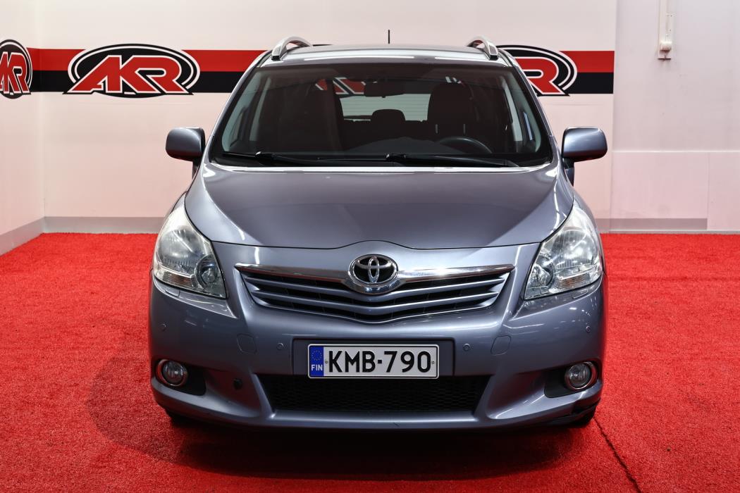 TOYOTA Verso 2012