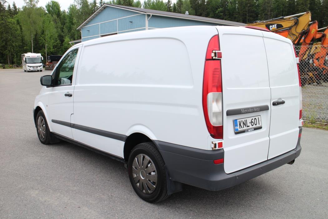 MERCEDES-BENZ Vito 2013