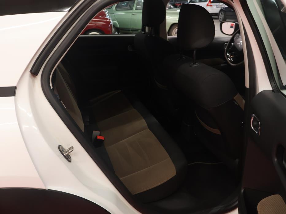 CITROEN C4 2015