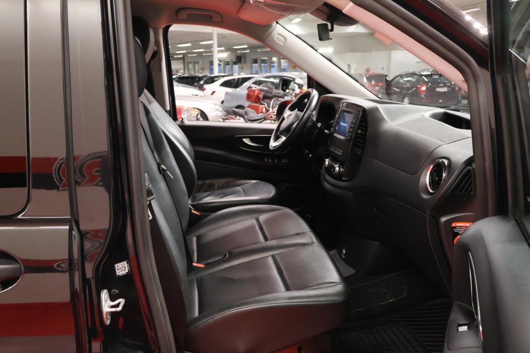 MERCEDES-BENZ VITO 2022