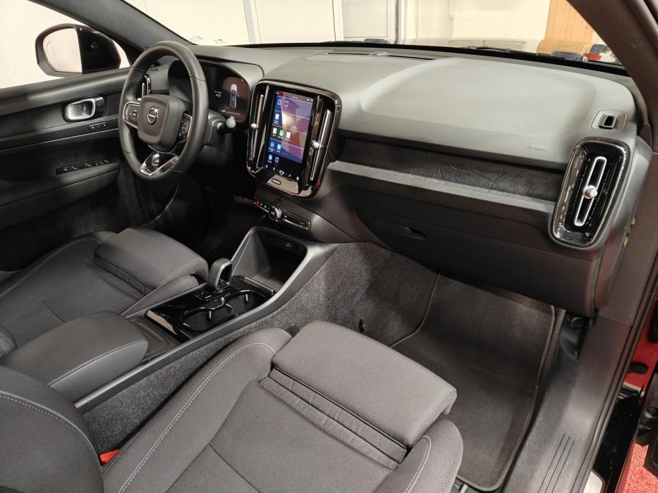 VOLVO C40 2023