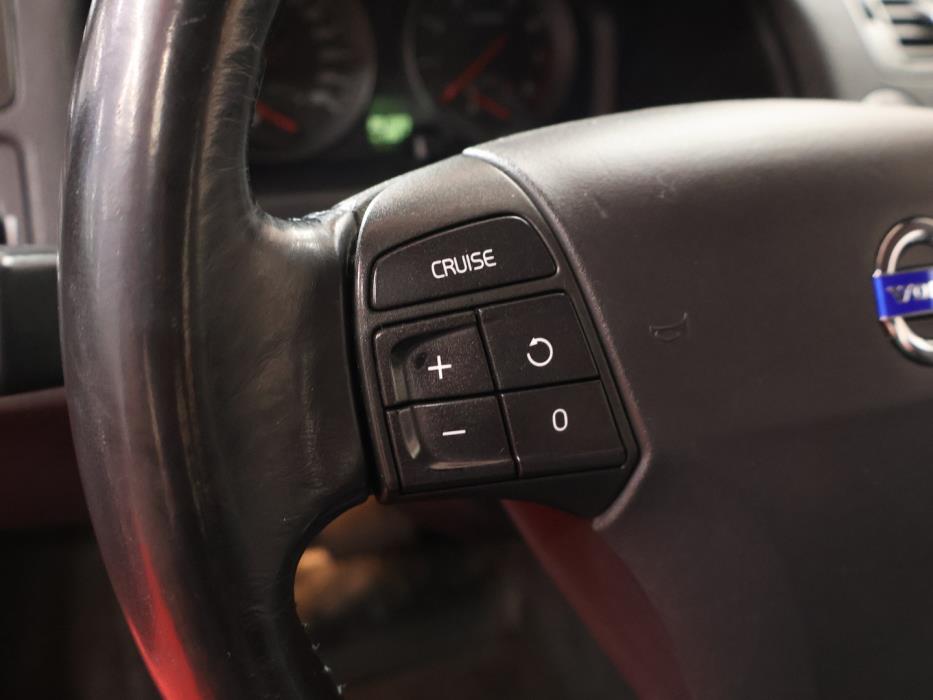 VOLVO C70 2008