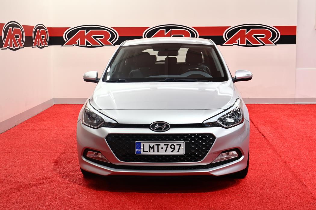 HYUNDAI i20 5d 2015