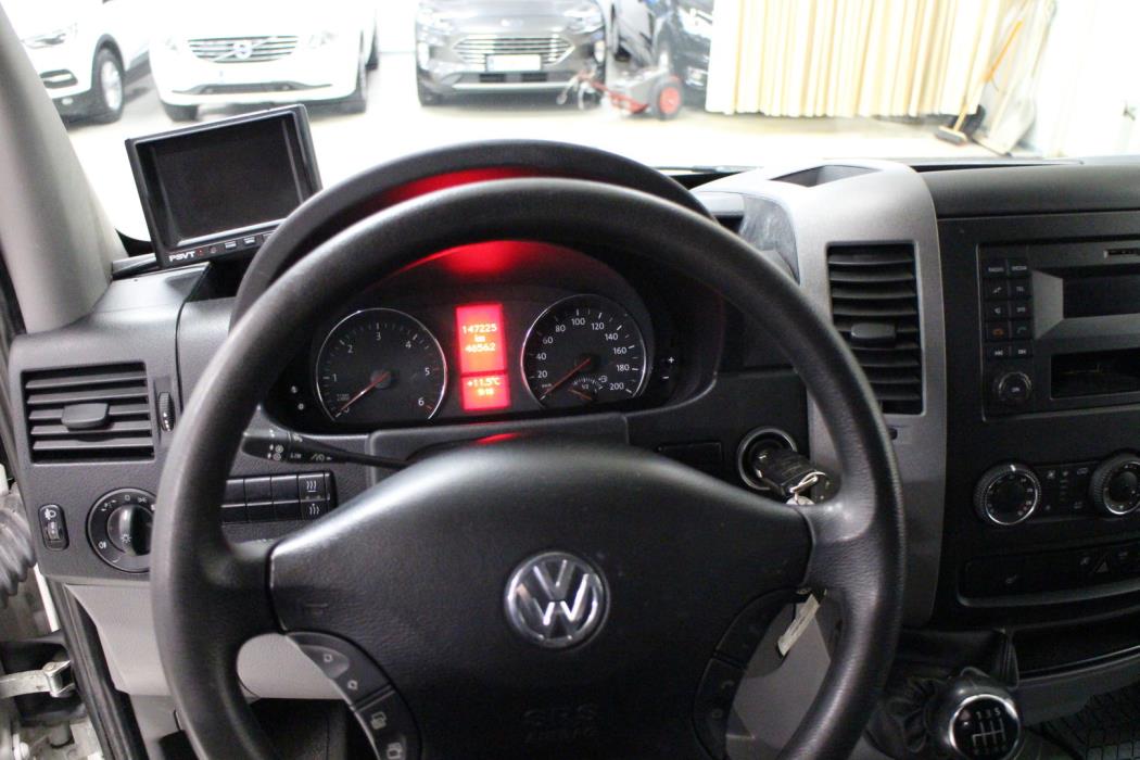 VOLKSWAGEN Crafter 2016