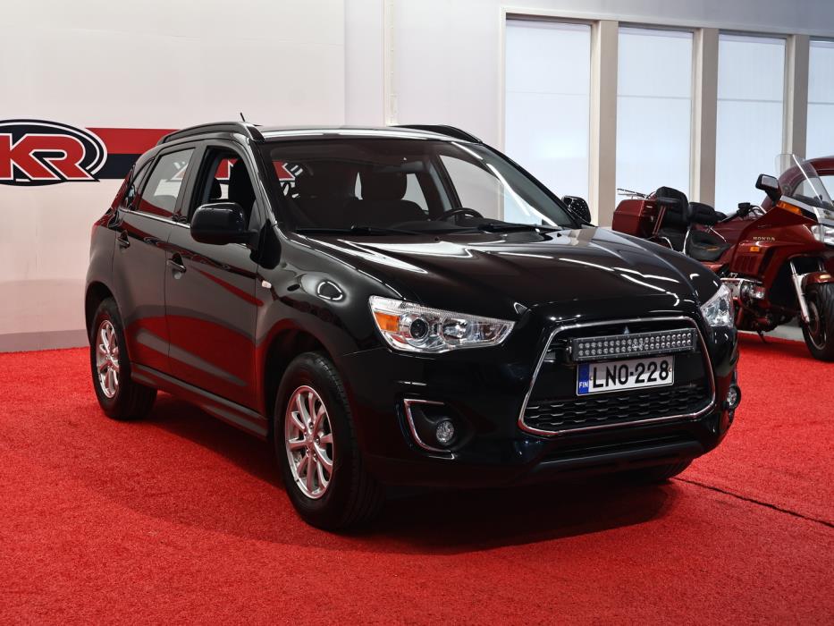MITSUBISHI ASX 2016