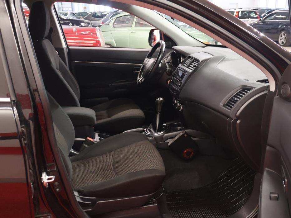 MITSUBISHI ASX 2016