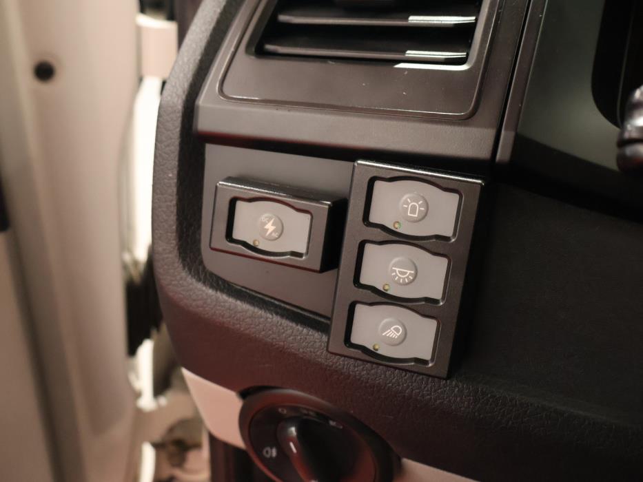 VOLKSWAGEN Transporter 2017