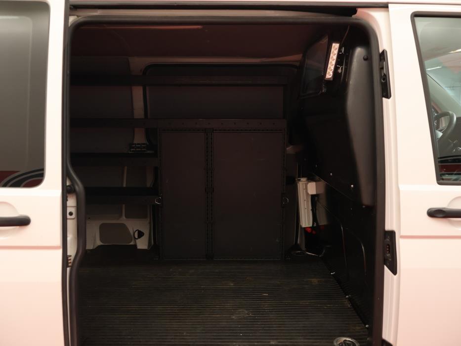 VOLKSWAGEN Transporter 2017