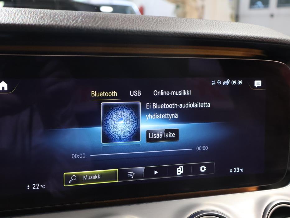 MERCEDES-BENZ E 2021