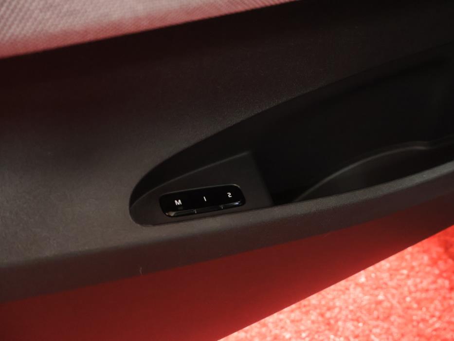 POLESTAR 2 2023