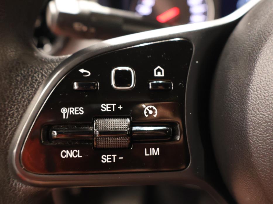 MERCEDES-BENZ Sprinter 2023