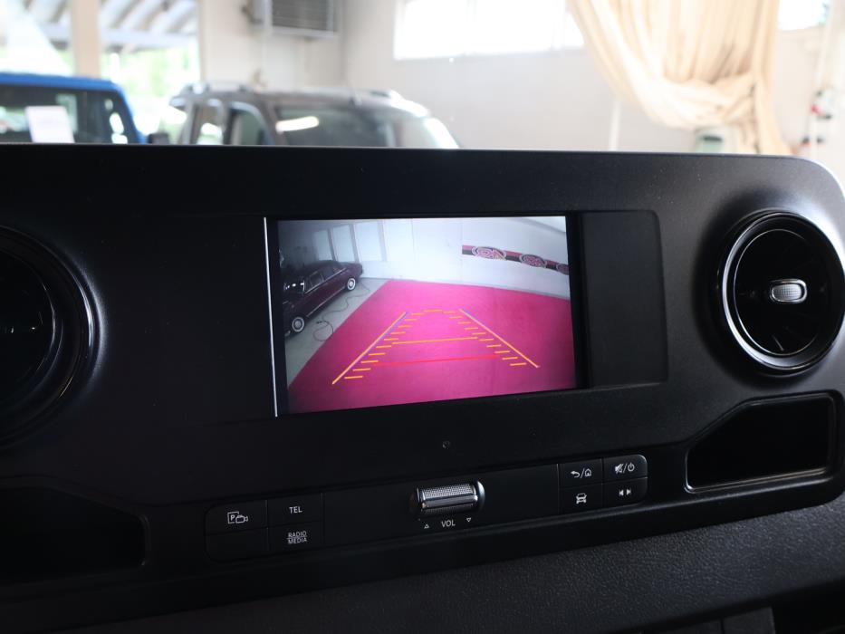 MERCEDES-BENZ Sprinter 2023