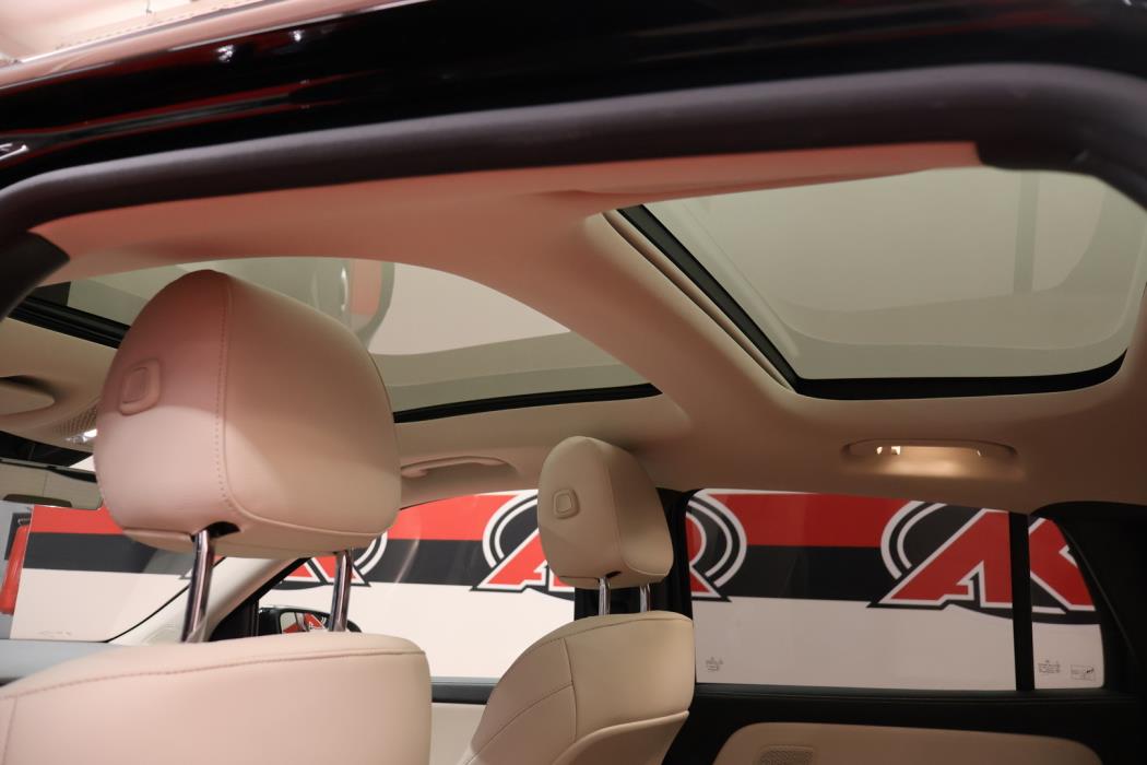 MERCEDES-BENZ EQA 2021