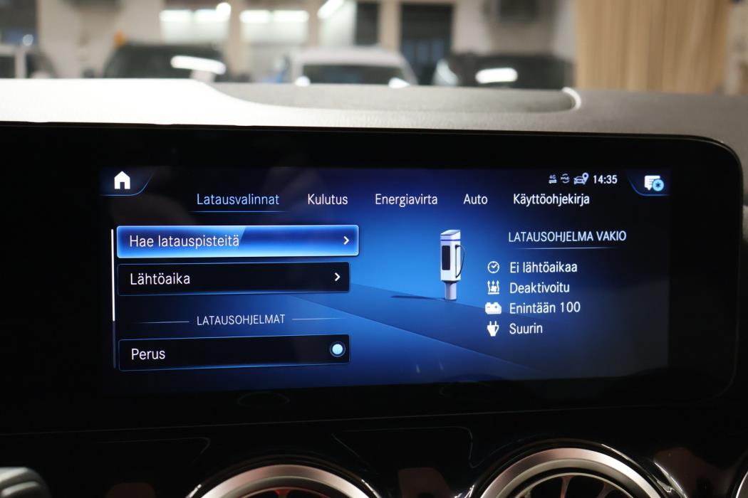 MERCEDES-BENZ EQA 2021