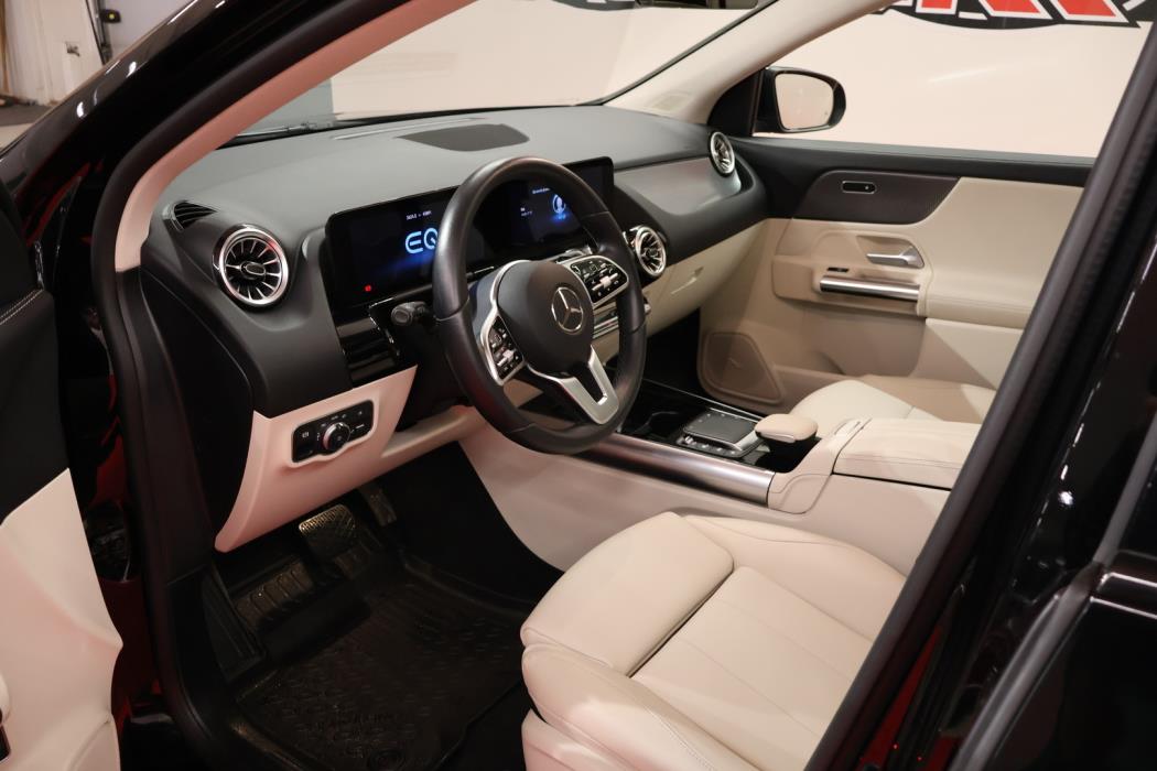 MERCEDES-BENZ EQA 2021