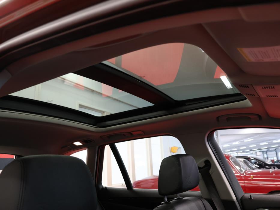 BMW X1 2012